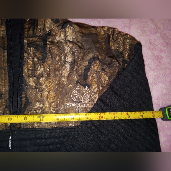 Real tree camo sweatshirt- medium - Picture 8 of 9